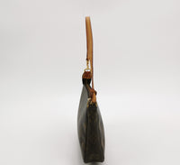Louis Vuitton Pochette Accessoires Monogram Canvas