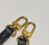 Louis Vuitton Vernis Round Crossbody Bag – Black