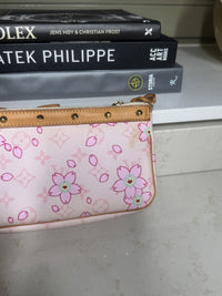 Louis Vuitton x Murakami Cherry Blossom pochette, photo 6